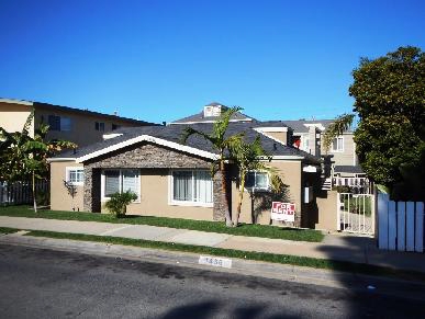 Dubuque Apartments in Oceanside, CA - Building Photo - Building Photo