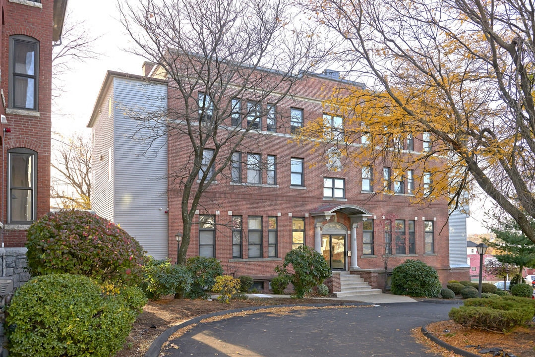 The Vernon Street Apartments in Worcester, MA - Building Photo