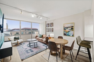 1800 Lavaca St, Unit GO ID1511908P in Austin, TX - Building Photo - Building Photo