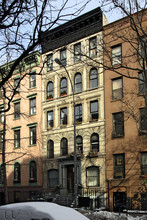 51 St Marks Pl in New York, NY - Foto de edificio - Building Photo