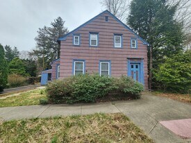 300 W Elm St in New Haven, CT - Building Photo