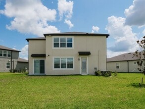 38120 Shale Stone Ct in Zephyrhills, FL - Building Photo - Building Photo
