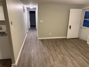 1609 Marvin Dr in Reynoldsburg, OH - Building Photo - Building Photo