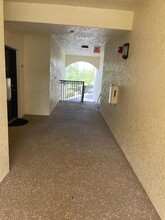 9849 Baywinds Blvd in West Palm Beach, FL - Building Photo - Building Photo