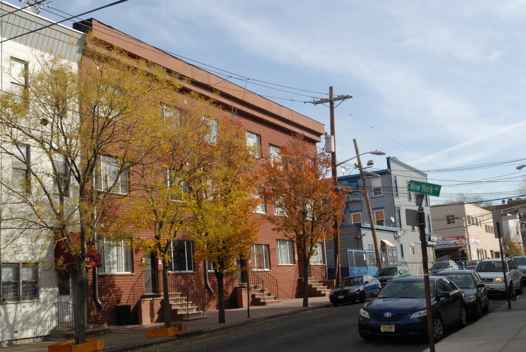 40 Bowers St. in Jersey City, NJ - Foto de edificio