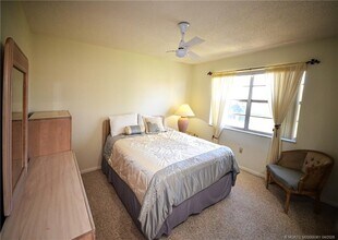 1963 SW Palm City Rd in Stuart, FL - Building Photo - Building Photo