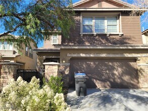 5445 Indian Cedar Dr in Las Vegas, NV - Building Photo - Building Photo