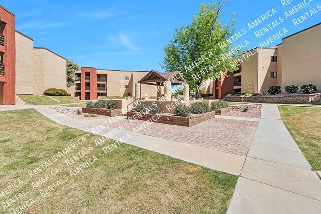 1340 N Recker Rd in Mesa, AZ - Building Photo - Building Photo