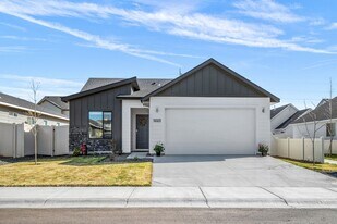 5023 W Apgar St in Meridian, ID - Building Photo