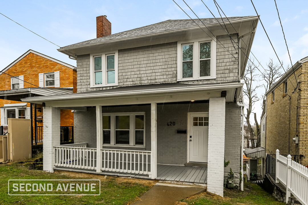 420 Groveland St in Pittsburgh, PA - Building Photo