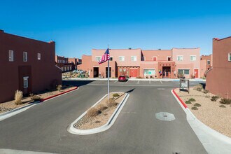 Via Verde in Albuquerque, NM - Foto de edificio - Building Photo