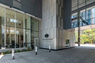 888 Bellevue Apartments in Bellevue, WA - Building Photo