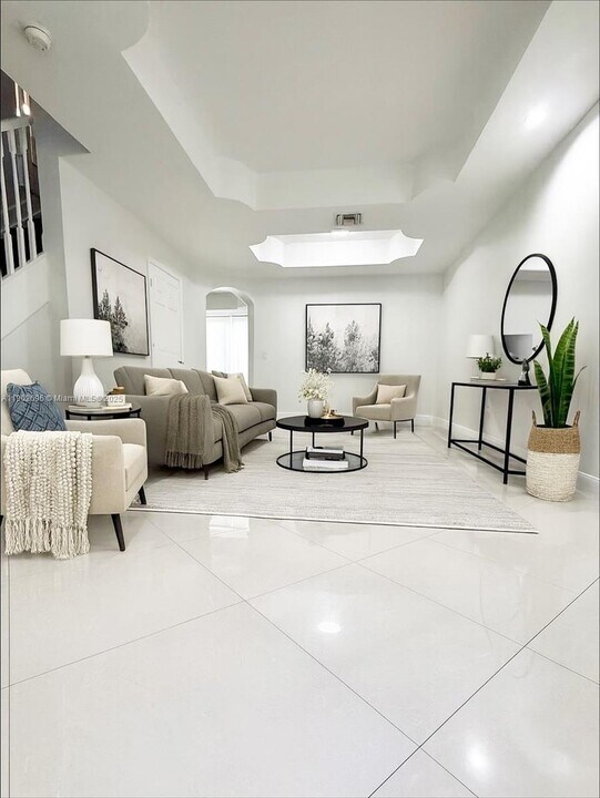 8544 NW 140th Terrace in Hialeah, FL - Building Photo