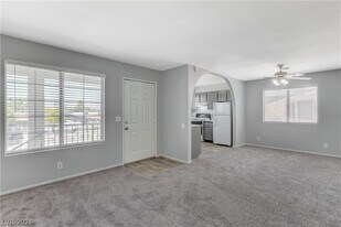 5270 Carriellen Ln in Las Vegas, NV - Building Photo