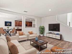 3175 Wild Indigo in Canyon Lake, TX - Foto de edificio - Building Photo