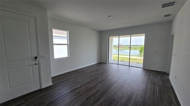 31471 Paper Birch St in Wesley Chapel, FL - Building Photo - Building Photo