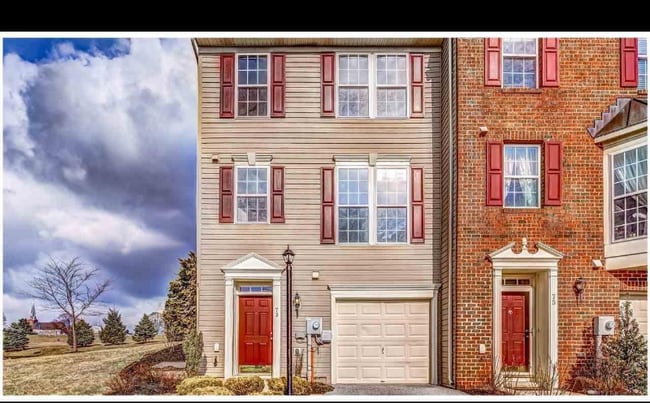 73 Messina Ct in Shrewsbury, PA - Building Photo - Building Photo