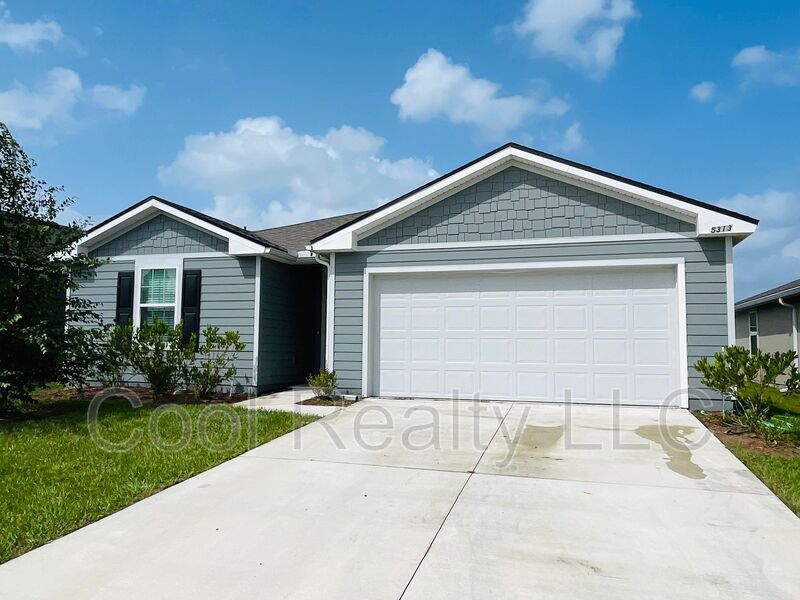 3513 Grayson Ln in Middleburg, FL - Building Photo