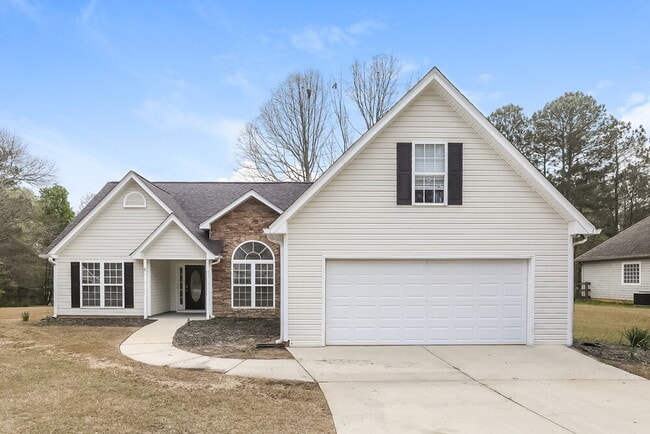 property at 725 Loblolly Ln