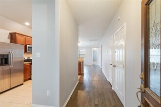 174 Barn Owl Loop in Leander, TX - Building Photo - Building Photo