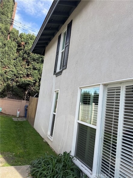 10403 Stratton Ct in Cypress, CA - Foto de edificio - Building Photo