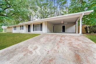 1130 Marble St in Jackson, MS - Building Photo - Building Photo