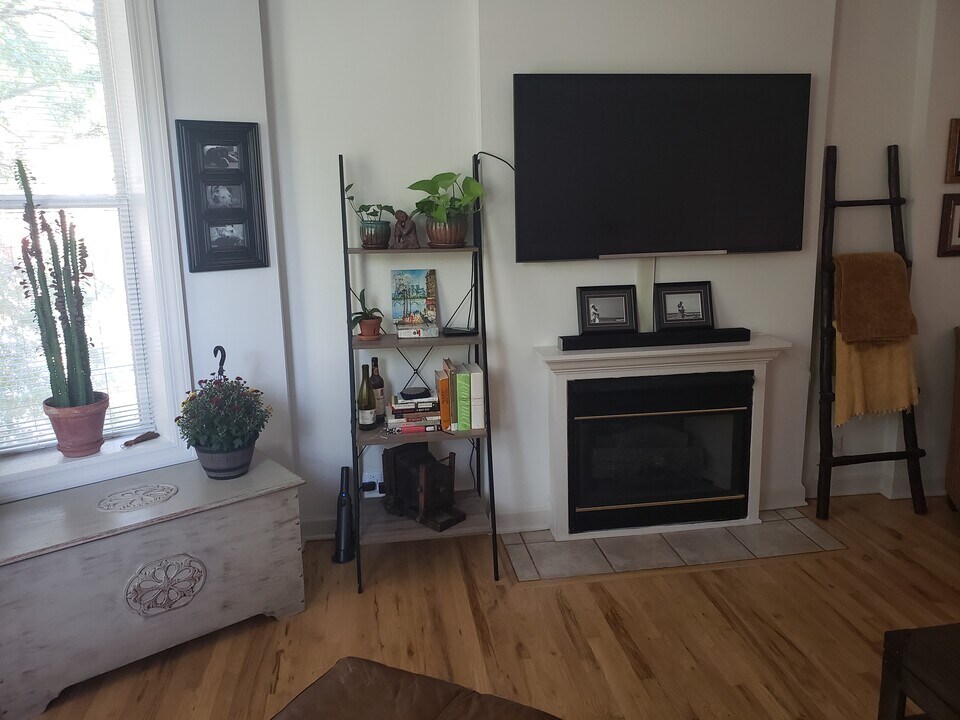 1451 N Maplewood Ave in Chicago, IL - Building Photo