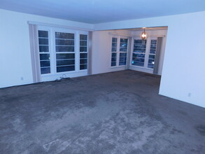 66 Belmont Ave, Unit not applicable in Long Beach, CA - Building Photo - Building Photo