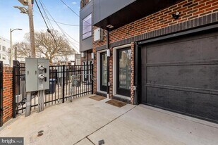 664 Glick Ct NW in Washington, DC - Building Photo