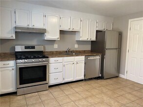 21 Allspice Ln in Glastonbury, CT - Building Photo - Building Photo