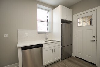 3946.5 N Janssen Ave in Chicago, IL - Building Photo - Building Photo