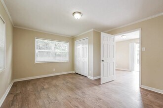 5918 Tavendale Dr in Orlando, FL - Building Photo - Building Photo