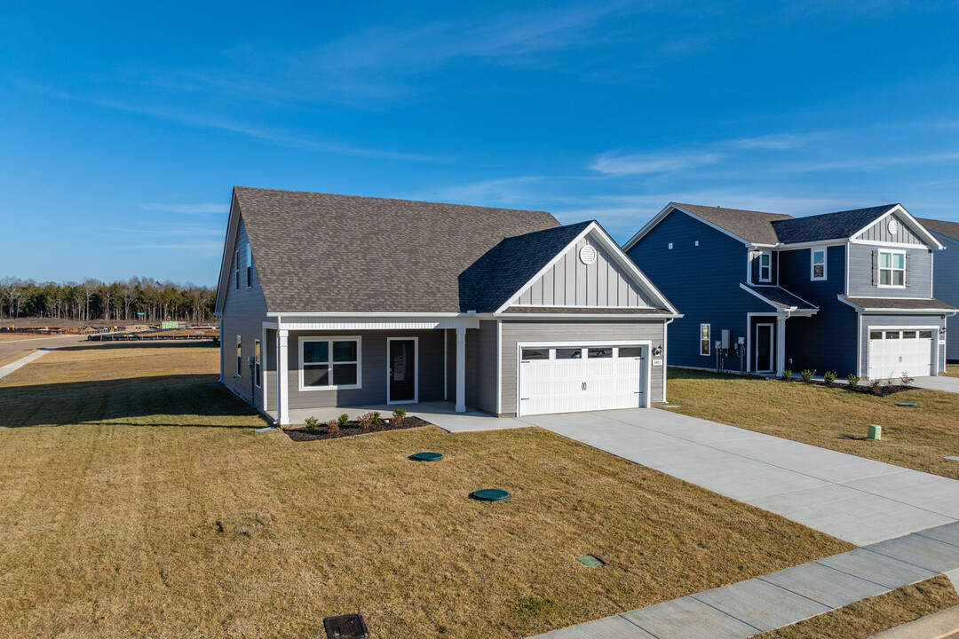 Carter's Retreat in Murfreesboro, TN - Building Photo