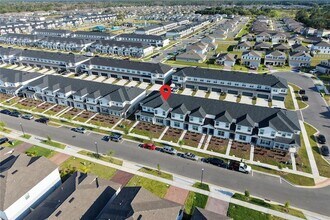5752 Anders Wy in St. Cloud, FL - Foto de edificio - Building Photo