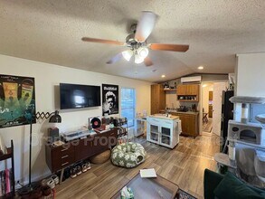 910 Cedar Village Ln in Seneca, SC - Building Photo - Building Photo