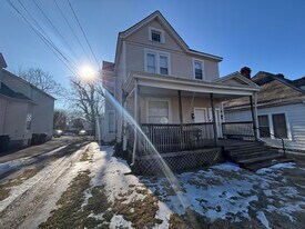 348 Woodland Ave in Lexington, KY - Building Photo