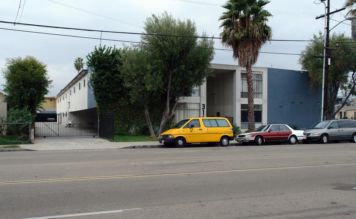 316 W Regent St in Inglewood, CA - Foto de edificio