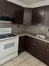 Parkview Apartments in North Miami, FL - Building Photo - Building Photo