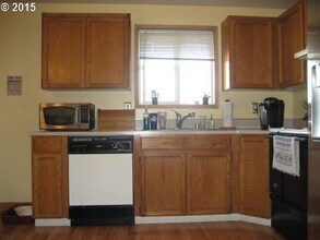 8606 NE 160th Ave in Vancouver, WA - Building Photo - Building Photo