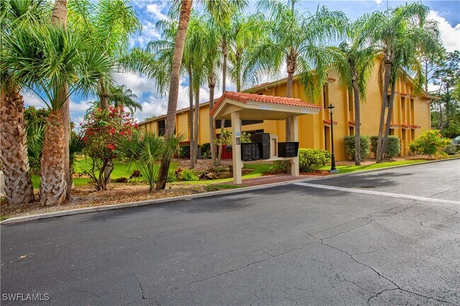 9871 Citadel Ln in Bonita Springs, FL - Building Photo - Building Photo