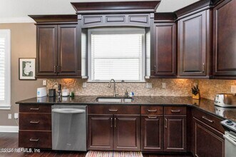 328 Howland Drive in Nocatee, FL - Building Photo - Building Photo
