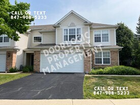 10520 Thornton Way in Huntley, IL - Building Photo
