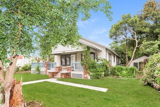 522 12th Ave N in Texas City, TX - Foto de edificio - Building Photo