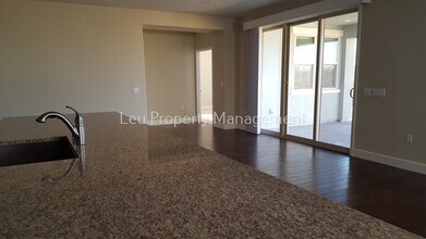 5074 Sycamore Canyon Dr in El Dorado Hills, CA - Building Photo - Building Photo