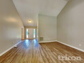 46 Albemarle Dr in Clayton, NC - Foto de edificio - Building Photo