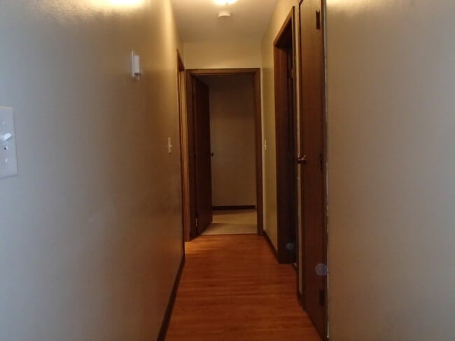 2220 Valleyhigh Dr NW in Rochester, MN - Building Photo - Building Photo