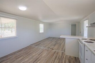 15555 S Avenida Haley in Sahuarita, AZ - Building Photo - Building Photo