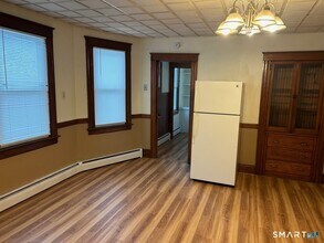 68 Derby St in New Britain, CT - Building Photo - Building Photo