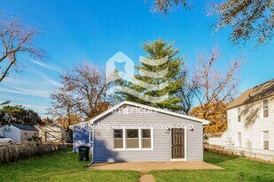 1028 Randolph St in Leavenworth, KS - Building Photo