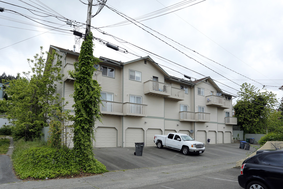 Wycoff Condominiums in Bremerton, WA - Foto de edificio